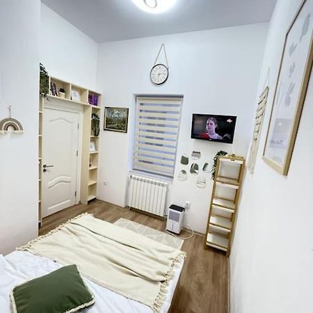 Apartament In Centrul Istoric Oradea Eksteriør billede